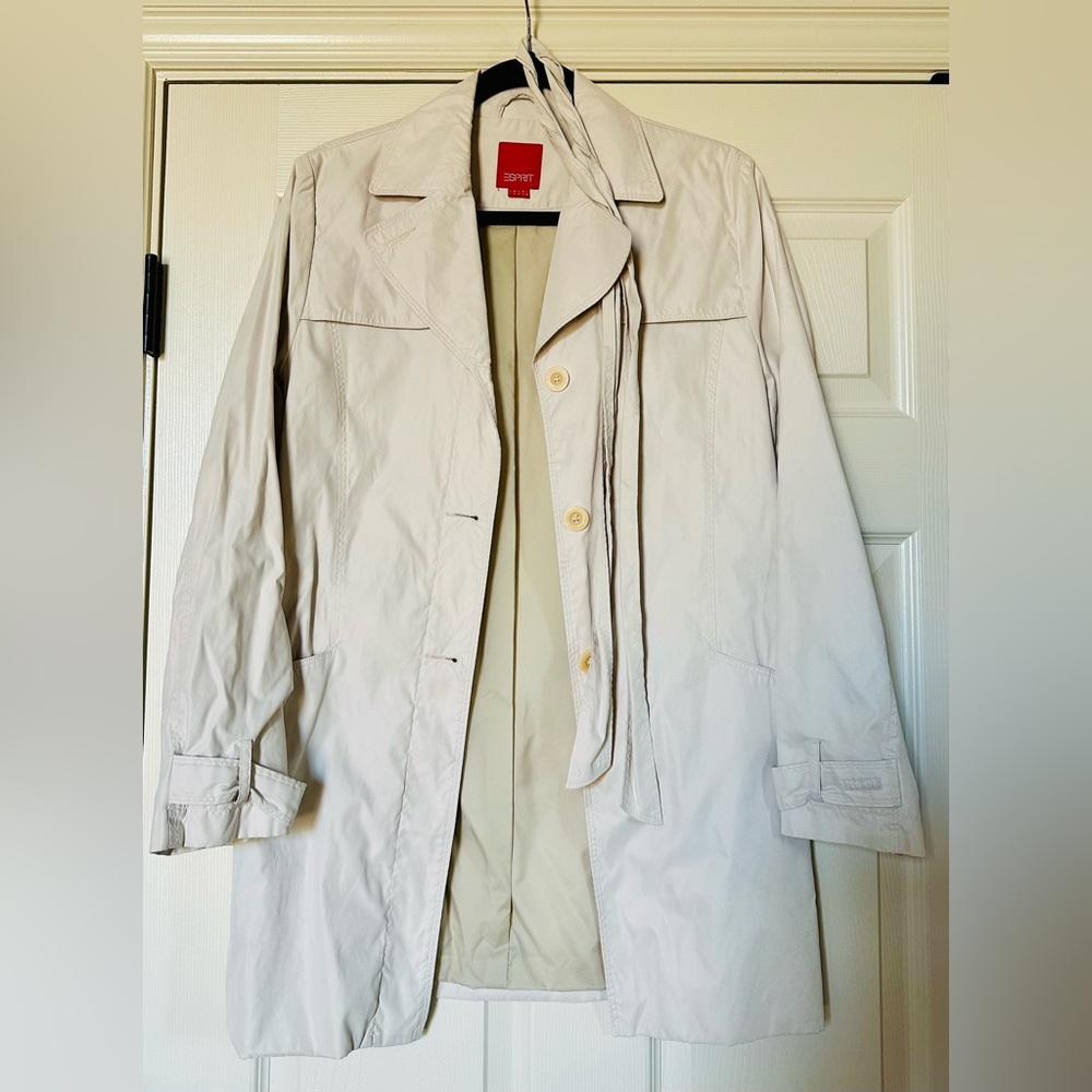 Esprit Trenchcoat Beige / Cream S